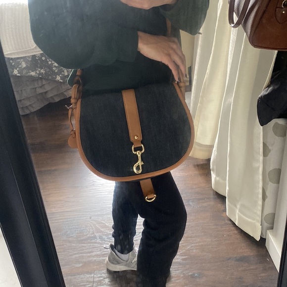 Michael Kors crossbody - Picture 8 of 10